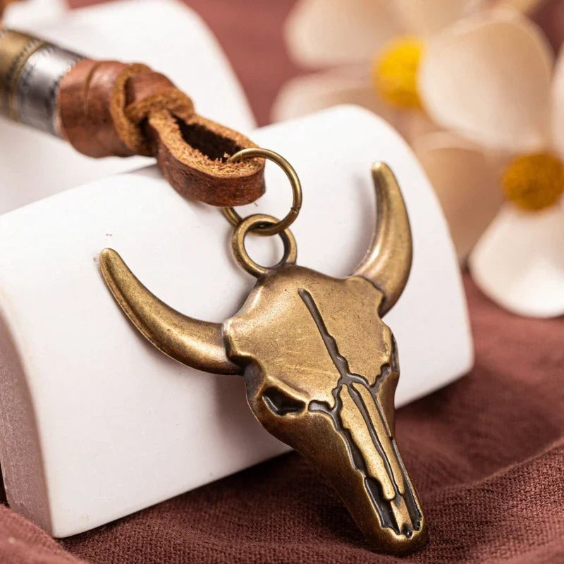 1pcs Creative Retro Bull Head Necklace Pendant Western Cowboy Element Bull Head Necklace Men's trendy accessories